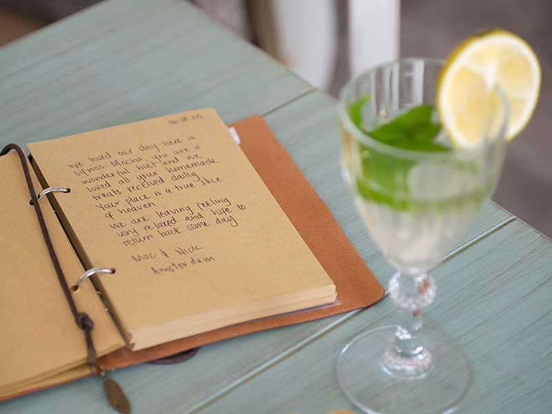 Βιβλίο εντυπώσεων στο Moscha Geronti apartments