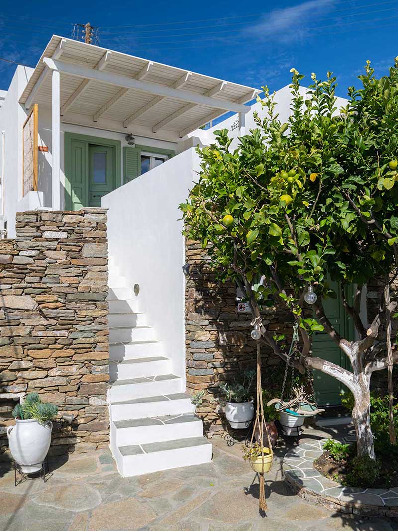 Εξωτερική σκάλα του διαμερίσματος