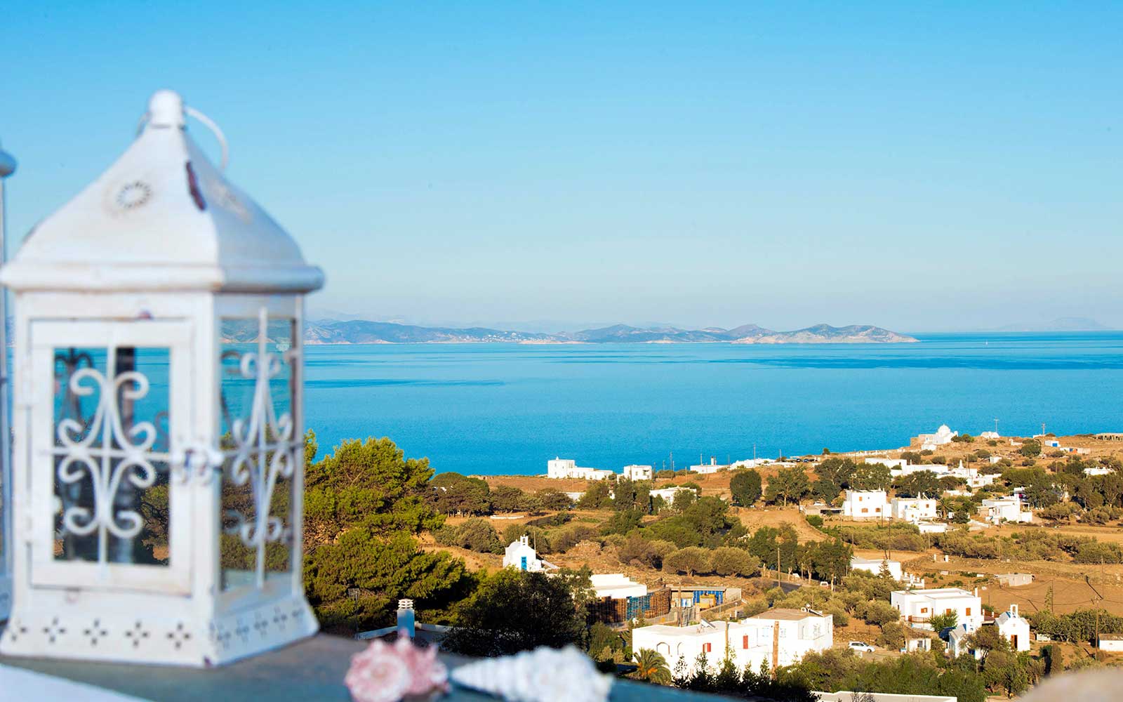 Θέα στη θάλασσα από τα Moscha Geronti apartments στη Σίφνο